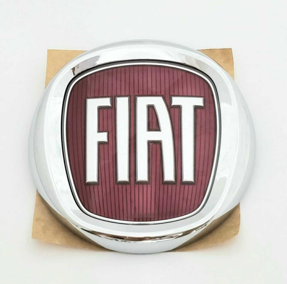 Fiat 500 エンブレム 前後セット フィアット 純正 新品品番 Fiat 500 エンブレム 前後セット フィアット 純正 新品品番