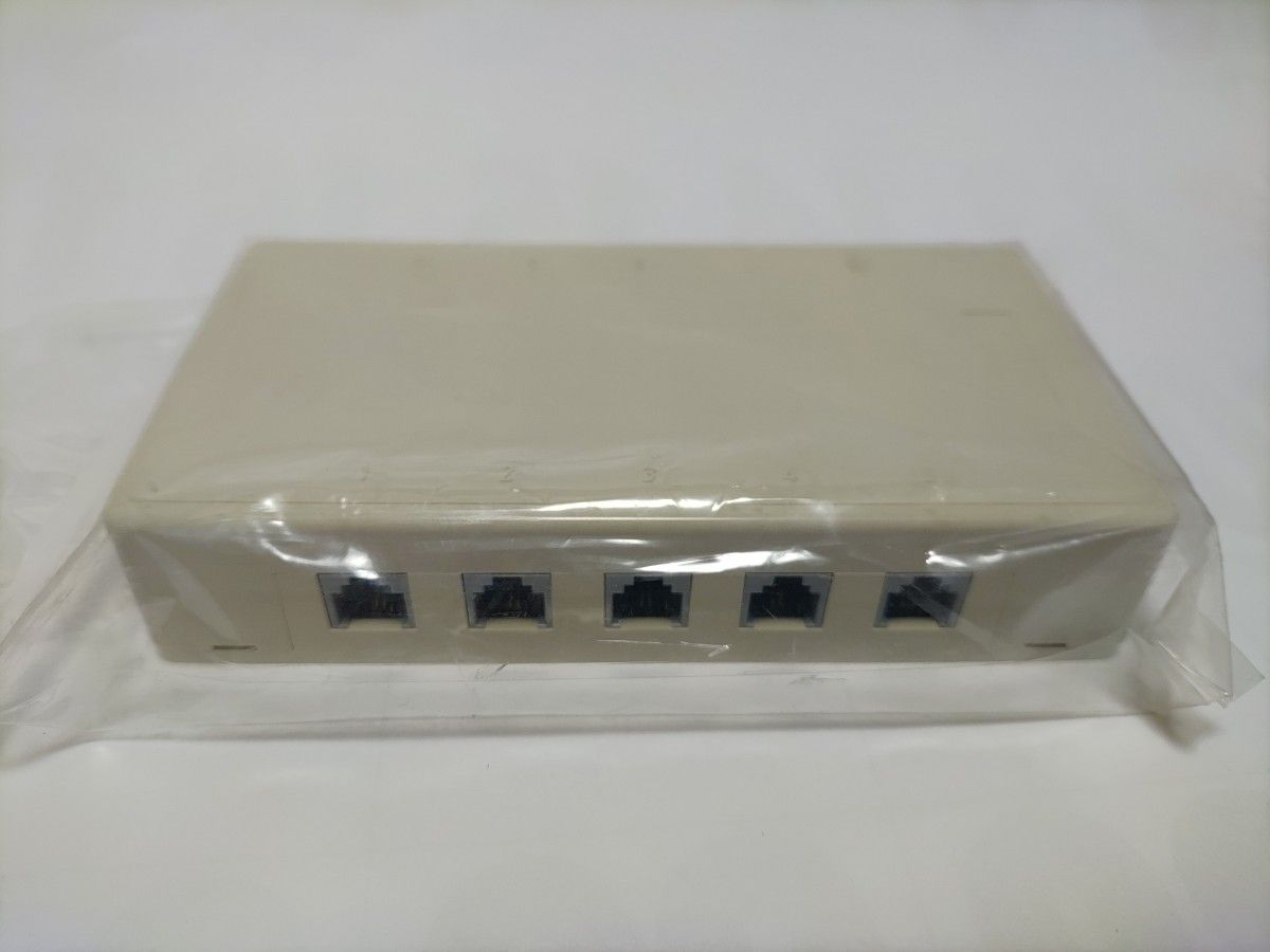 SANWA クリップターミナル式 電話用モジュラーローゼット(2芯10 SANWA クリップターミナル式 電話用モジュラーローゼット(2芯10