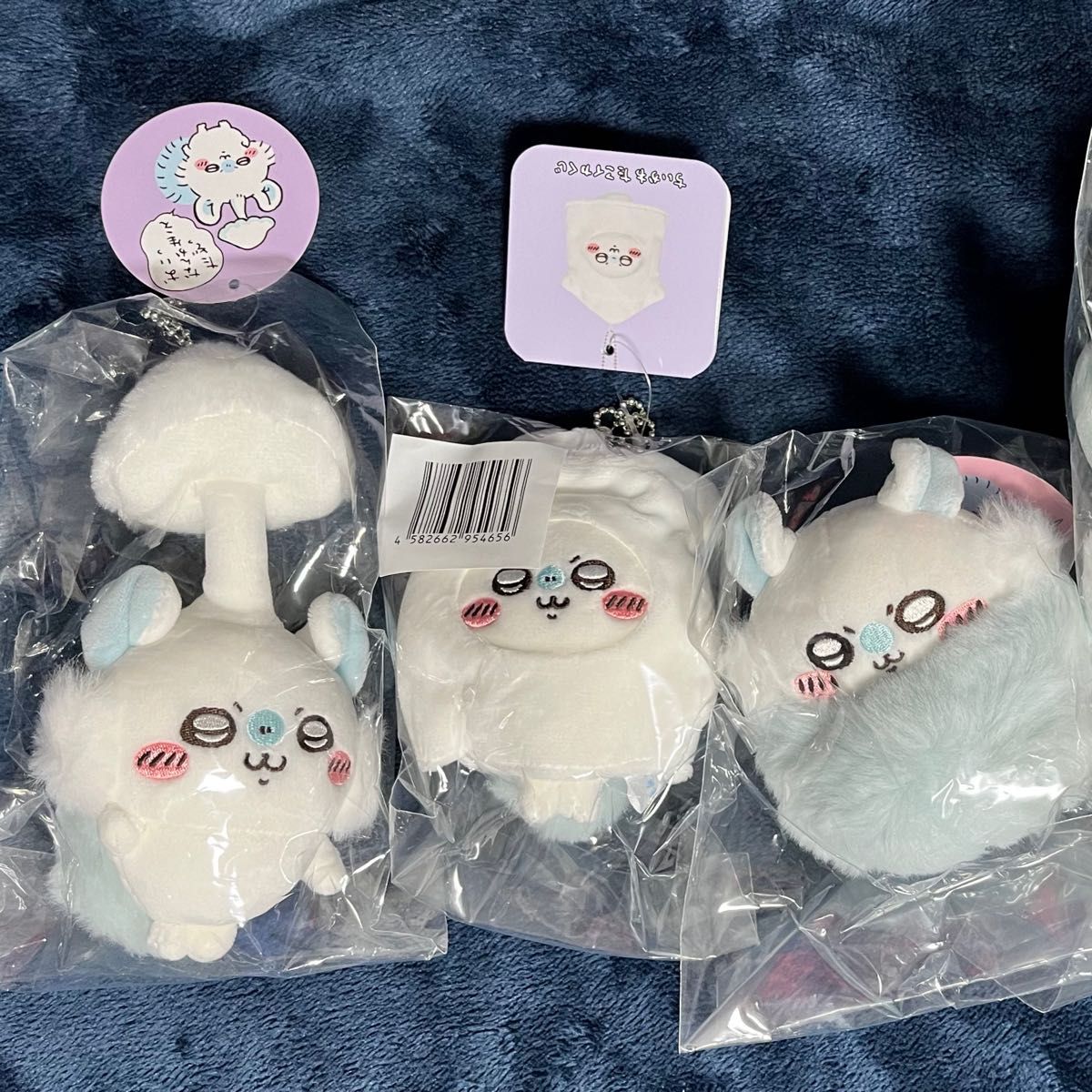 ちいかわ ハチワレ うさぎ モモンガ 垂れ耳 おくるみ 寄生 ちいかわ ハチワレ うさぎ モモンガ 垂れ耳 おくるみ 寄生