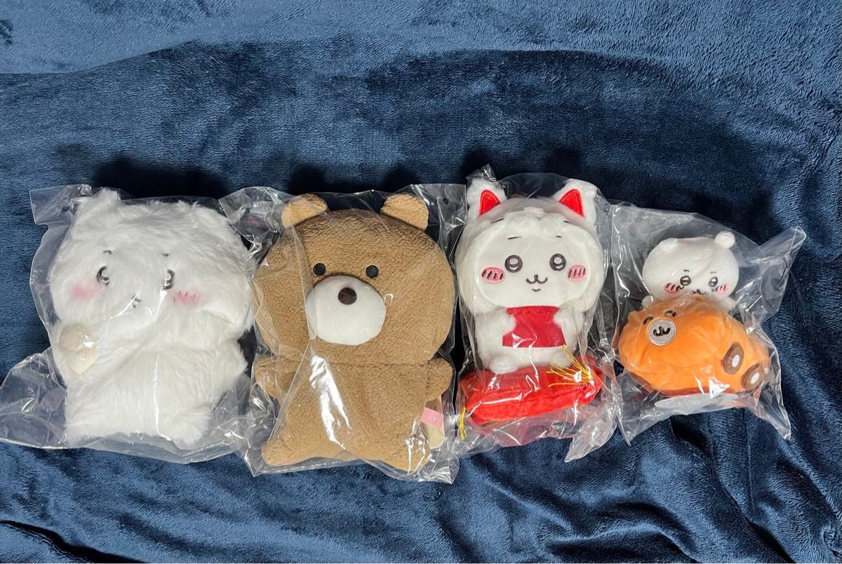 ちいかわ ハチワレ うさぎ モモンガ 垂れ耳 おくるみ 寄生 ちいかわ ハチワレ うさぎ モモンガ 垂れ耳 おくるみ 寄生