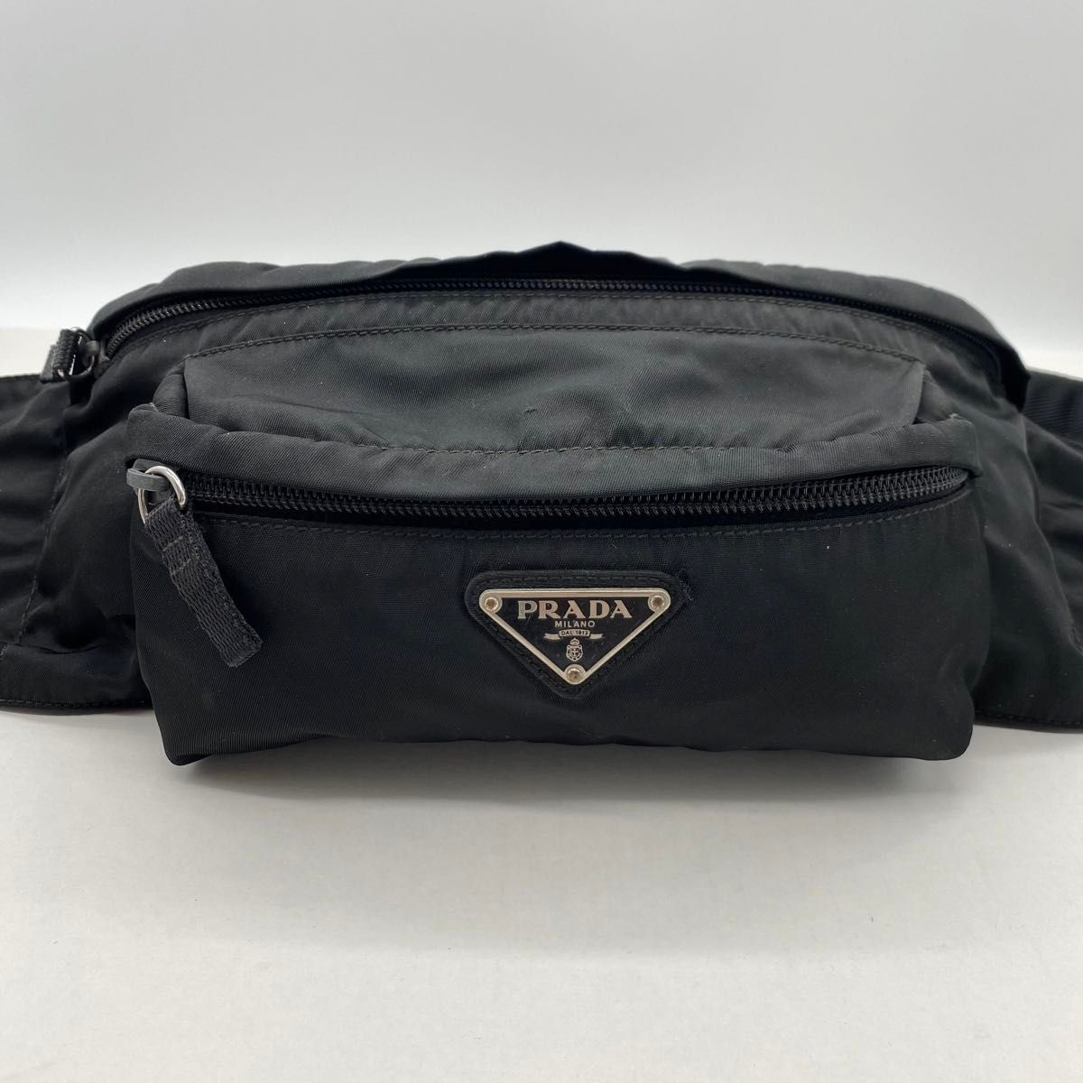 プラダ PRADA ボディーバッグ ウエストバッグ クロスボディー プラダ PRADA ボディーバッグ ウエストバッグ クロスボディー