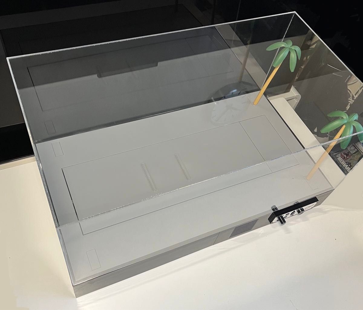 デアゴスティーニ サンダーバード2号用 発射台とアクリルカバー デアゴスティーニ サンダーバード2号用 発射台とアクリルカバー