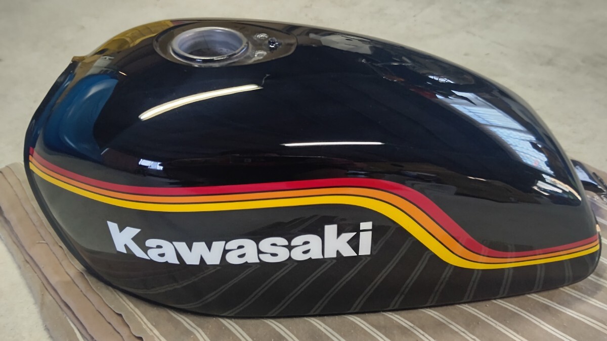 Yahoo!オークション - カワサキ 250TR 純正タンク Yahoo!オークション - カワサキ 250TR 純正タンク