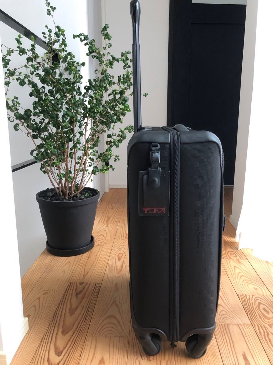 TUMI made in USA/トゥミ ALPHA 2 INTERNATIONAL ビジネス TUMI made in USA/トゥミ ALPHA 2 INTERNATIONAL ビジネス
