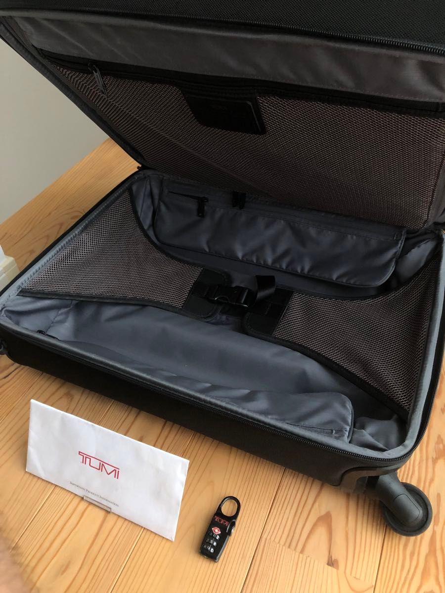 TUMI made in USA/トゥミ ALPHA 2 INTERNATIONAL ビジネス TUMI made in USA/トゥミ ALPHA 2 INTERNATIONAL ビジネス