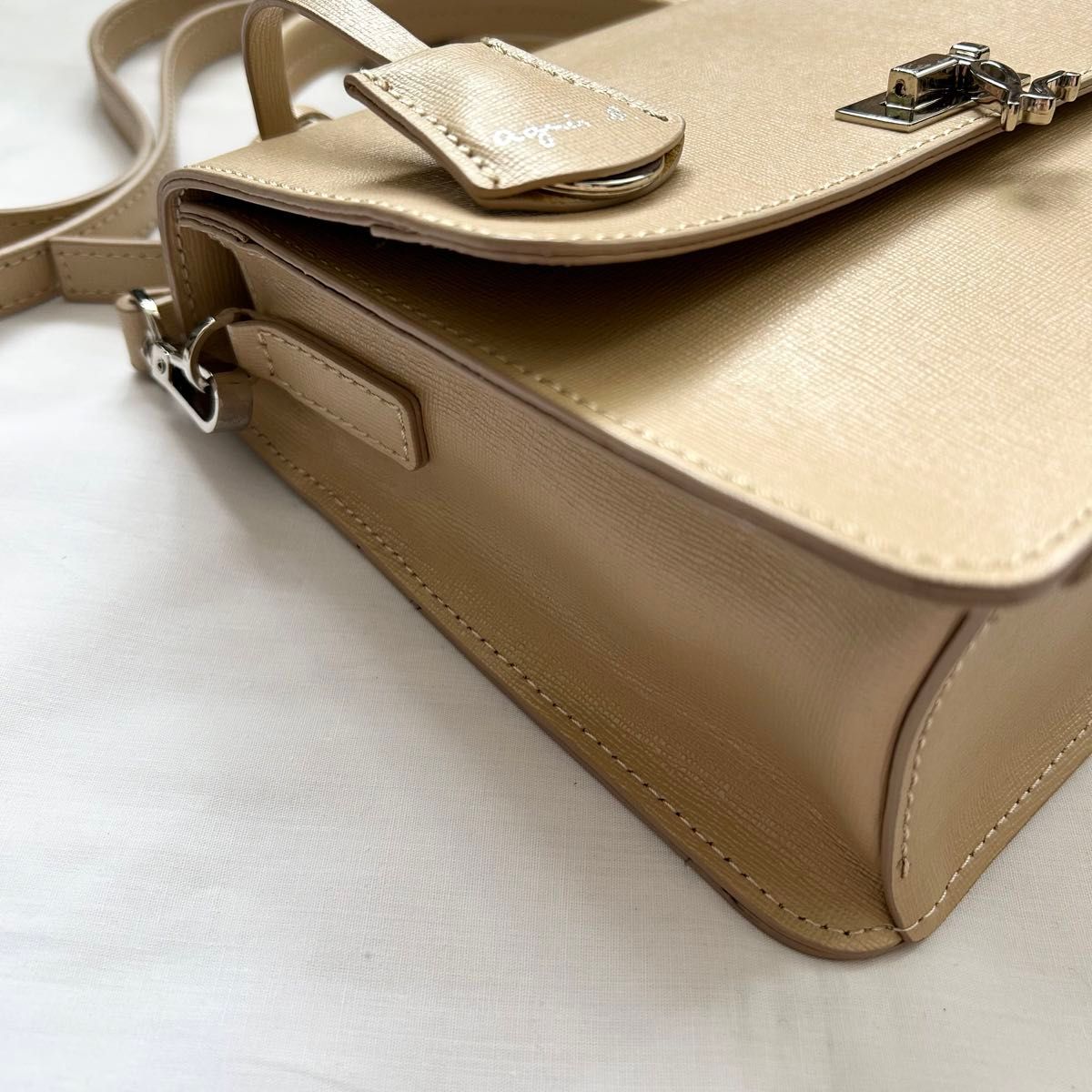 極美品 2way アニエスベー ショルダーバッグ ベージュ 極美品 2way アニエスベー ショルダーバッグ ベージュ
