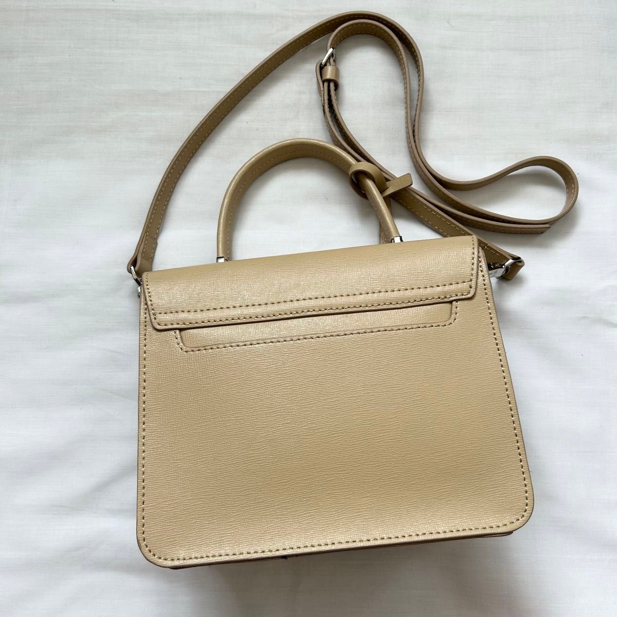 極美品 2way アニエスベー ショルダーバッグ ベージュ 極美品 2way アニエスベー ショルダーバッグ ベージュ