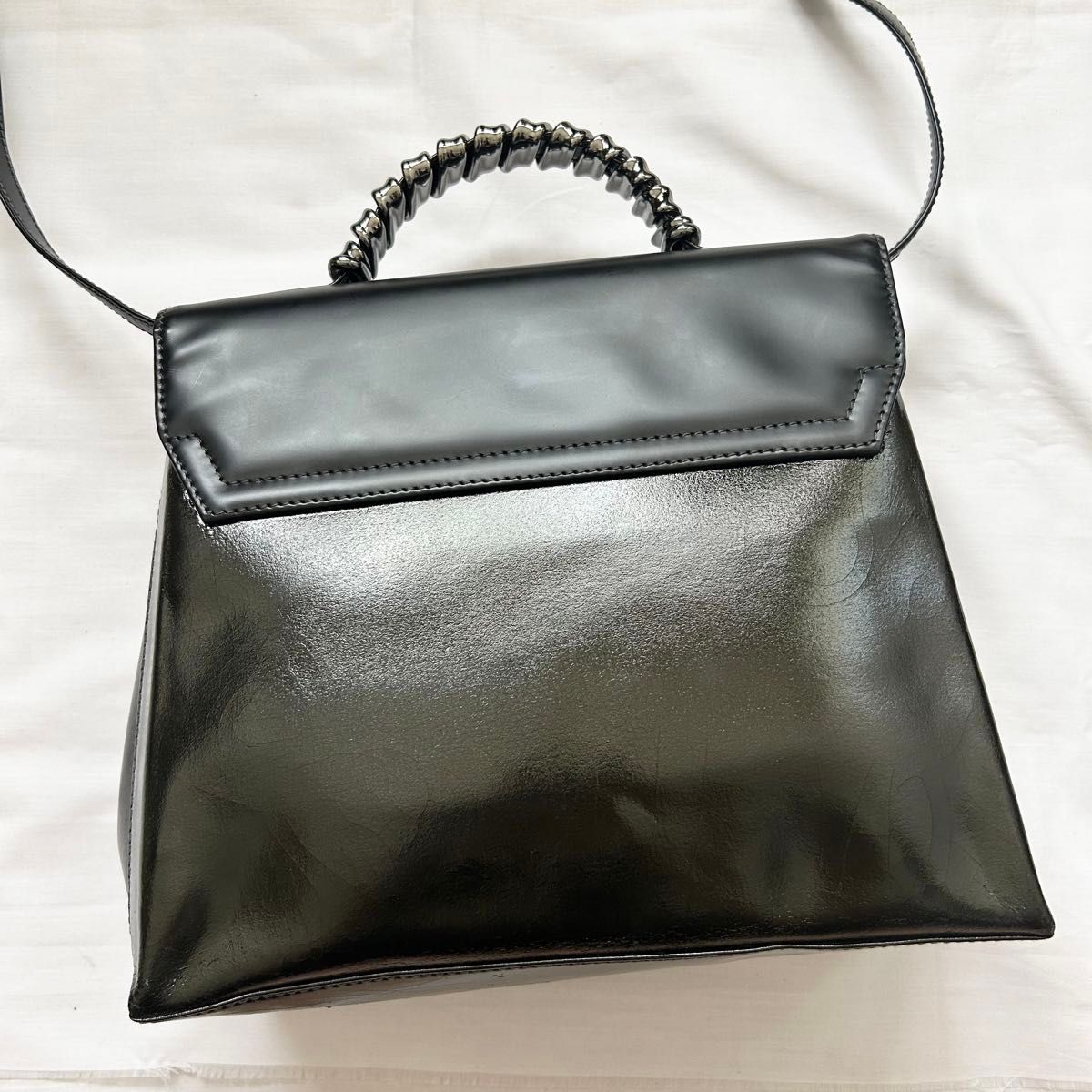 入手困難 LOEWE ショルダーバッグ ハンドバッグ 黒 レザー 入手困難 LOEWE ショルダーバッグ ハンドバッグ 黒 レザー