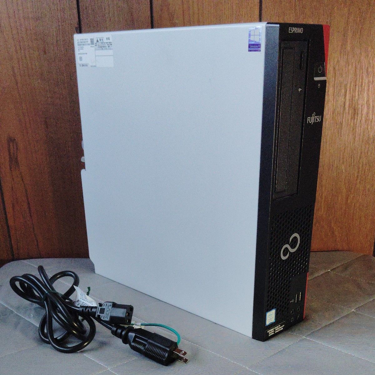 富士通 Esprimo D558/TX Core i3 8100 メモリ8GB HDD500GB 富士通 Esprimo D558/TX Core i3 8100 メモリ8GB HDD500GB
