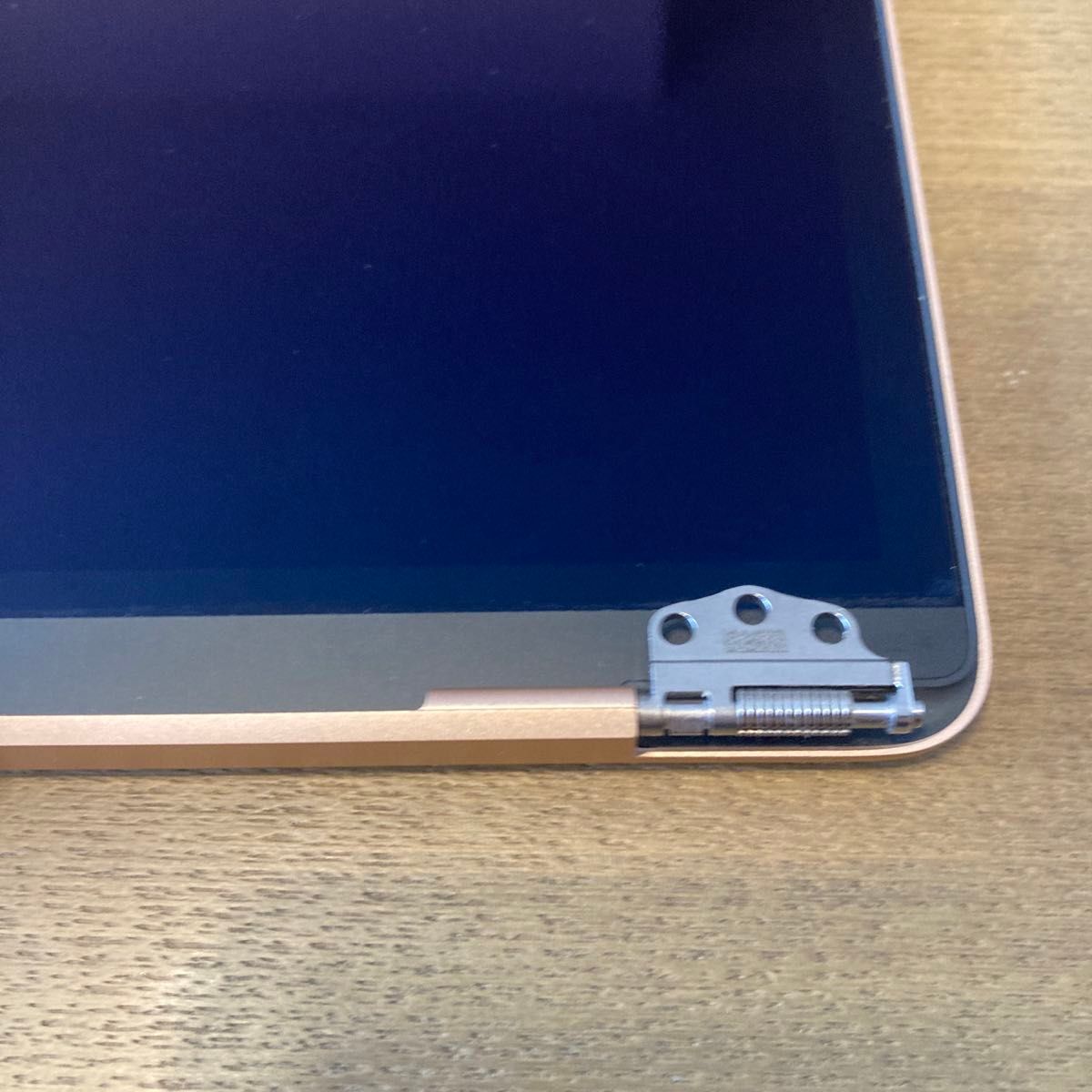 ジャンク】MacBook Air a2337 GOLD 上半身 液晶不良品|Yahoo ジャンク】MacBook Air a2337 GOLD 上半身 液晶不良品|Yahoo
