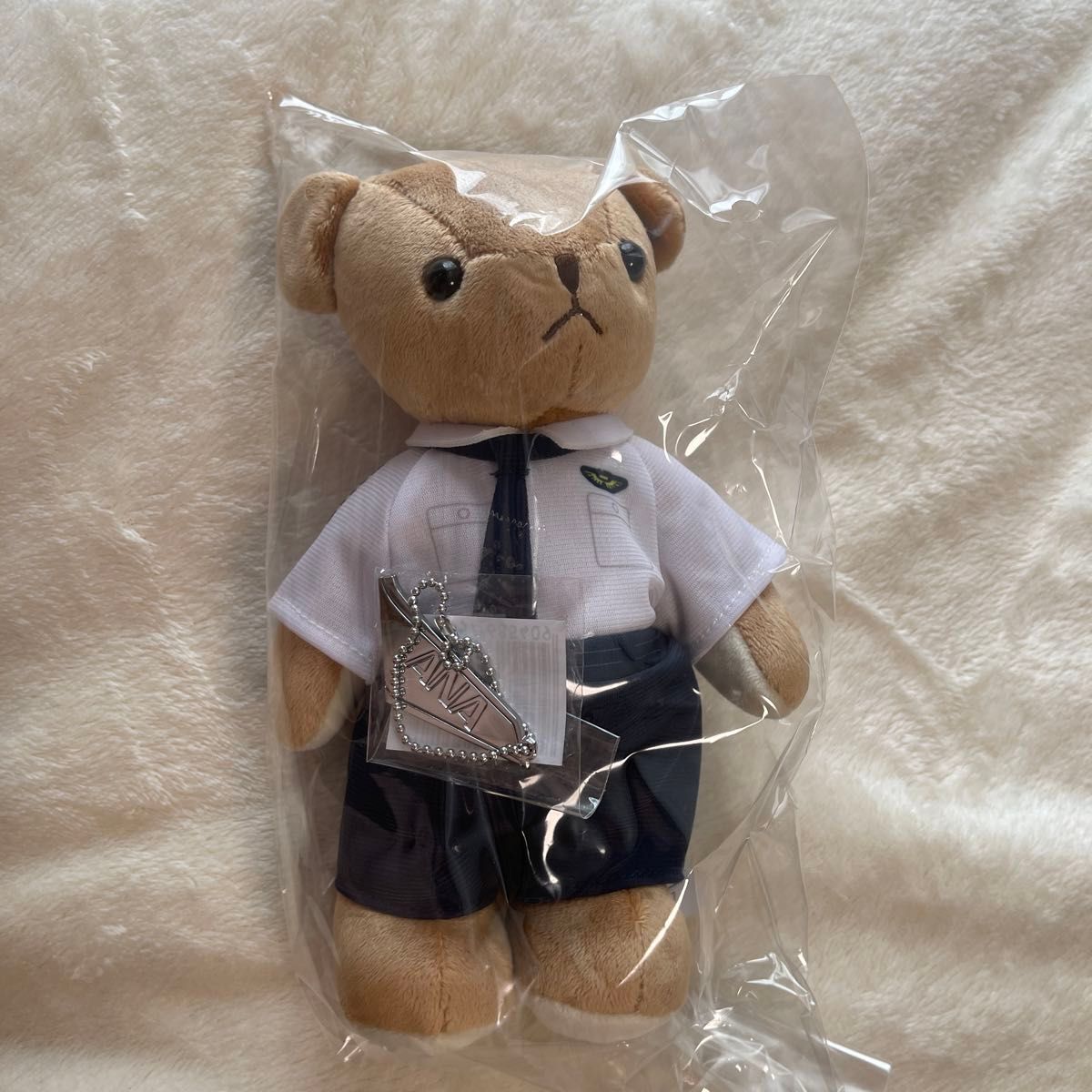 【新品未開封】 Tully's Coffee & ANA パイロットテディ 新品未開封】 Tully's Coffee & ANA パイロットテディ TULLY'S