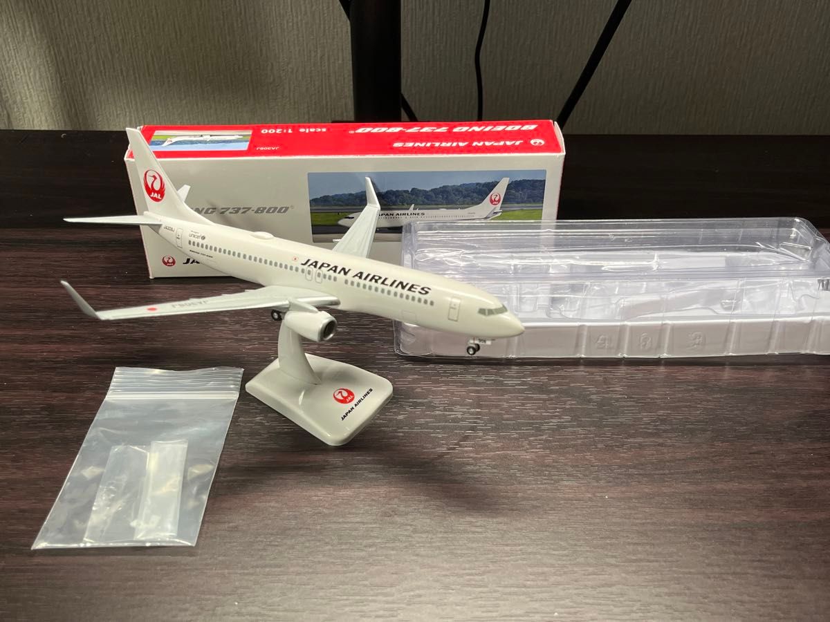 B737 800 JAL 1/200 hogan|Yahoo!フリマ(旧PayPayフリマ) B737 800 JAL 1/200 hogan|Yahoo!フリマ(旧PayPayフリマ)