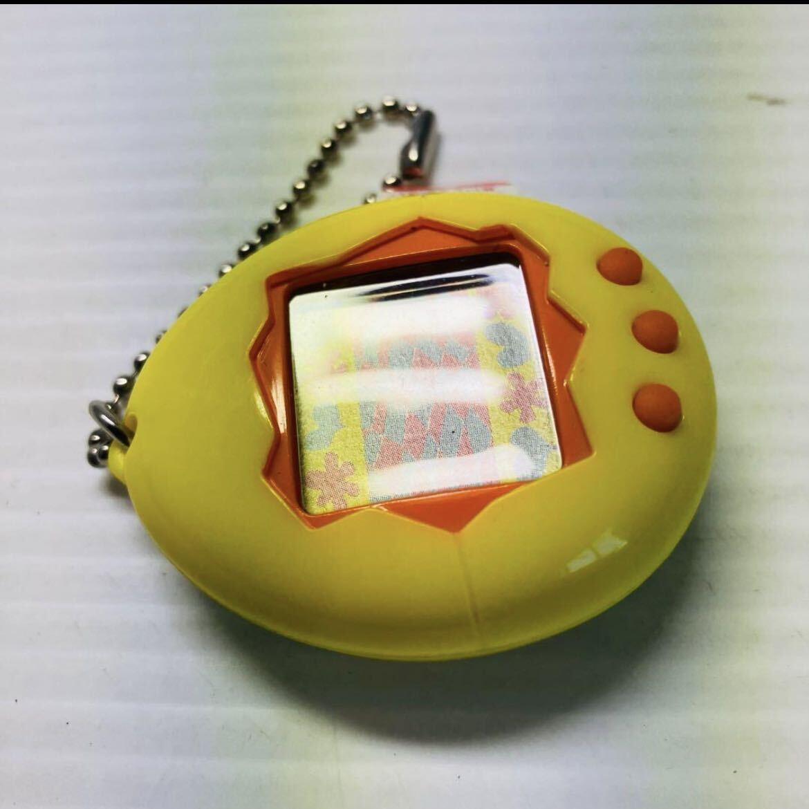 たまごっち 新種発見 レモンイエロー 1997年 BANDAI バンダイ たまごっち 新種発見 レモンイエロー 1997年 BANDAI バンダイ