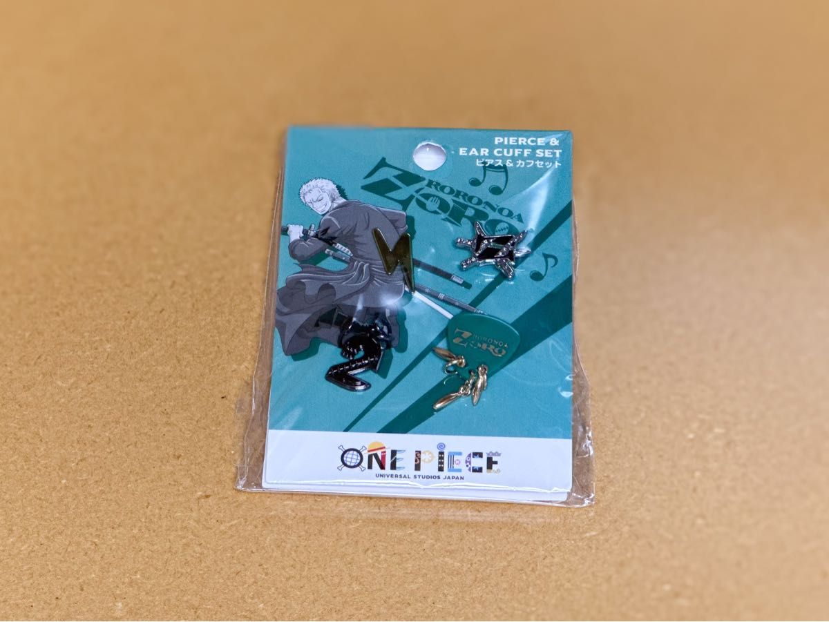ゾロ ピアス&カフセット USJ ワンピース 2022 ルフィ ゾロ ロー ゾロ ピアス&カフセット USJ ワンピース 2022 ルフィ ゾロ ロー