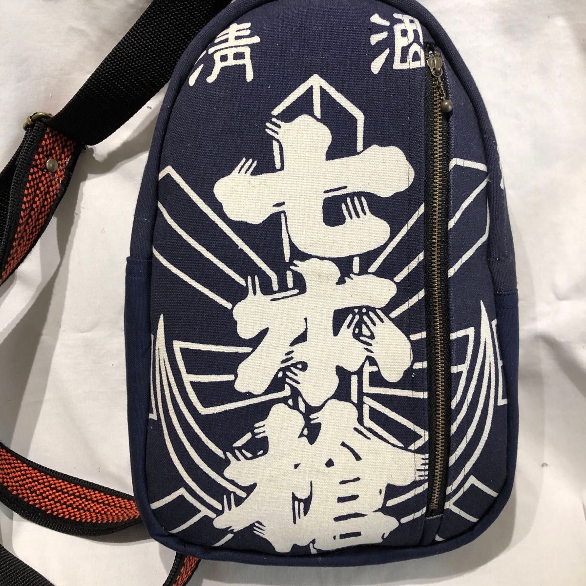 前掛け リメイク ボディバッグ 中サイズ 少し色ムラあり|Yahoo 前掛け リメイク ボディバッグ 中サイズ 少し色ムラあり|Yahoo