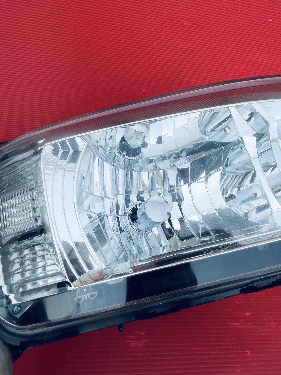 中古美品 三菱 ふそう ファイター HID ヘッドライト ヘッド 中古美品 三菱 ふそう ファイター HID ヘッドライト ヘッド