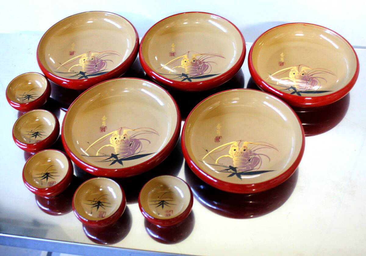 輪島塗り漆器 深い赤色の形皿 5枚セット 直径19.5cm めぐる5