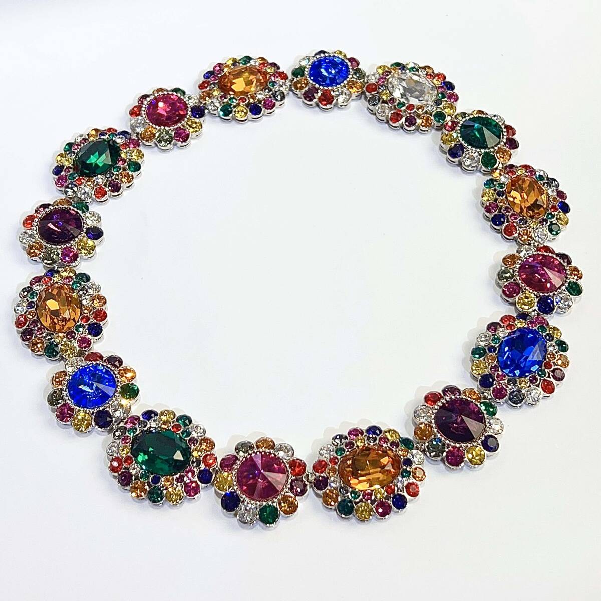 MIU MIU ミュウミュウ ラインストーン ネックレス マルチカラー MIU MIU ミュウミュウ ラインストーン ネックレス マルチカラー