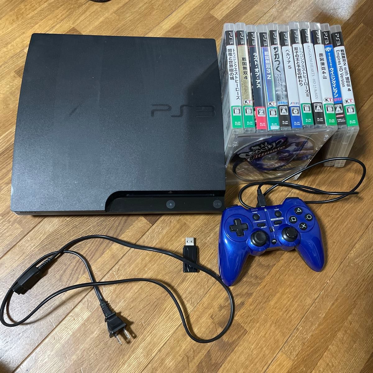PS3 本体 4台 コントローラー まとめ 売り 通電 確認済 SONY PS3 本体 4台 コントローラー まとめ 売り 通電 確認済 SONY