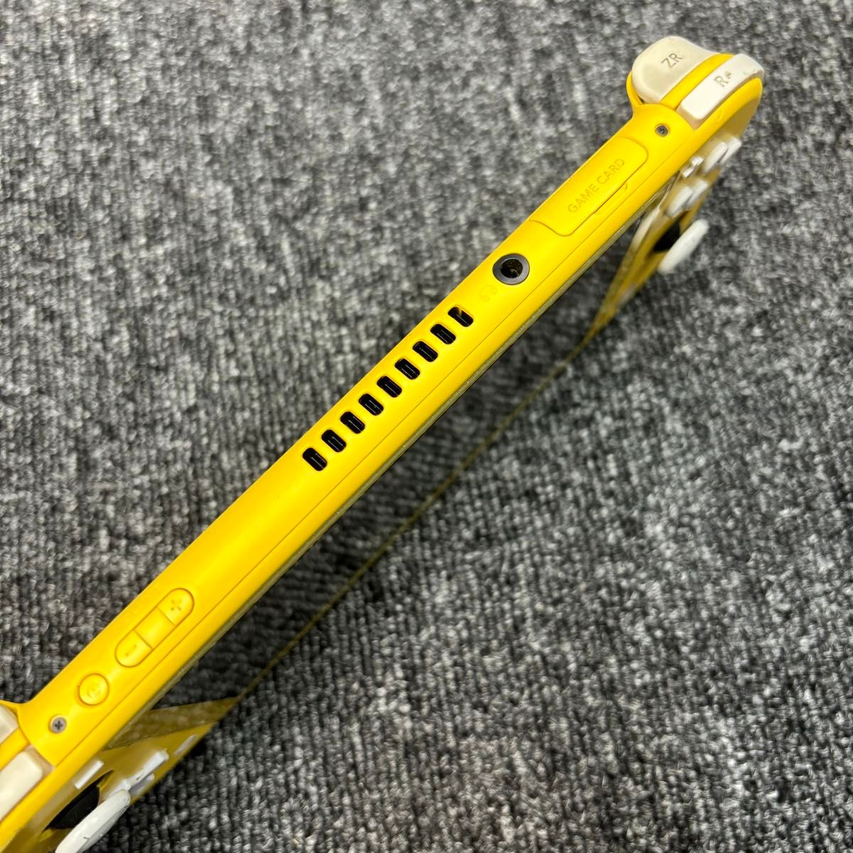 美品】 初期化済 Nintendo Switch Lite イエロー ニンテンドー 美品】 初期化済 Nintendo Switch Lite イエロー ニンテンドー