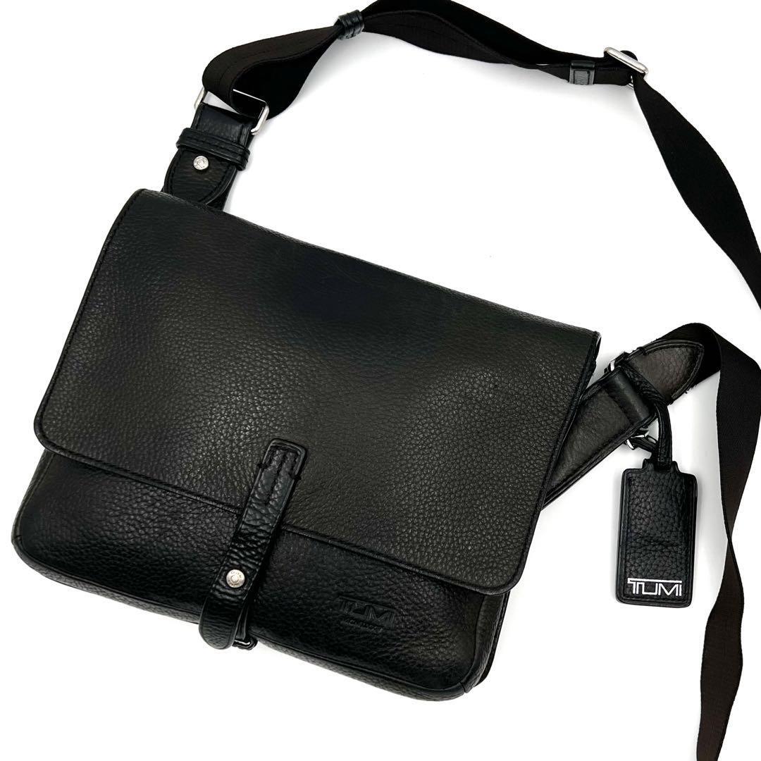 《美品》TUMI トゥミ メンズ ビジネス シボ革 クロスボディ レザー ショルダーバッグ A4 ブラック 斜め掛け