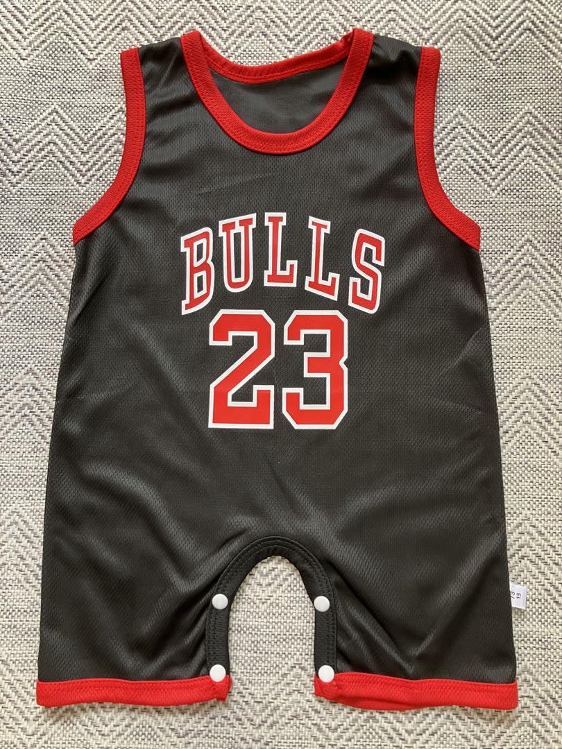 ベビー服　JORDAN #23 マイケル・ジョーダン NBA ブルズ　BULLS 赤ちゃん ロンパース ユニフォーム バスケ ショートオール 70 80