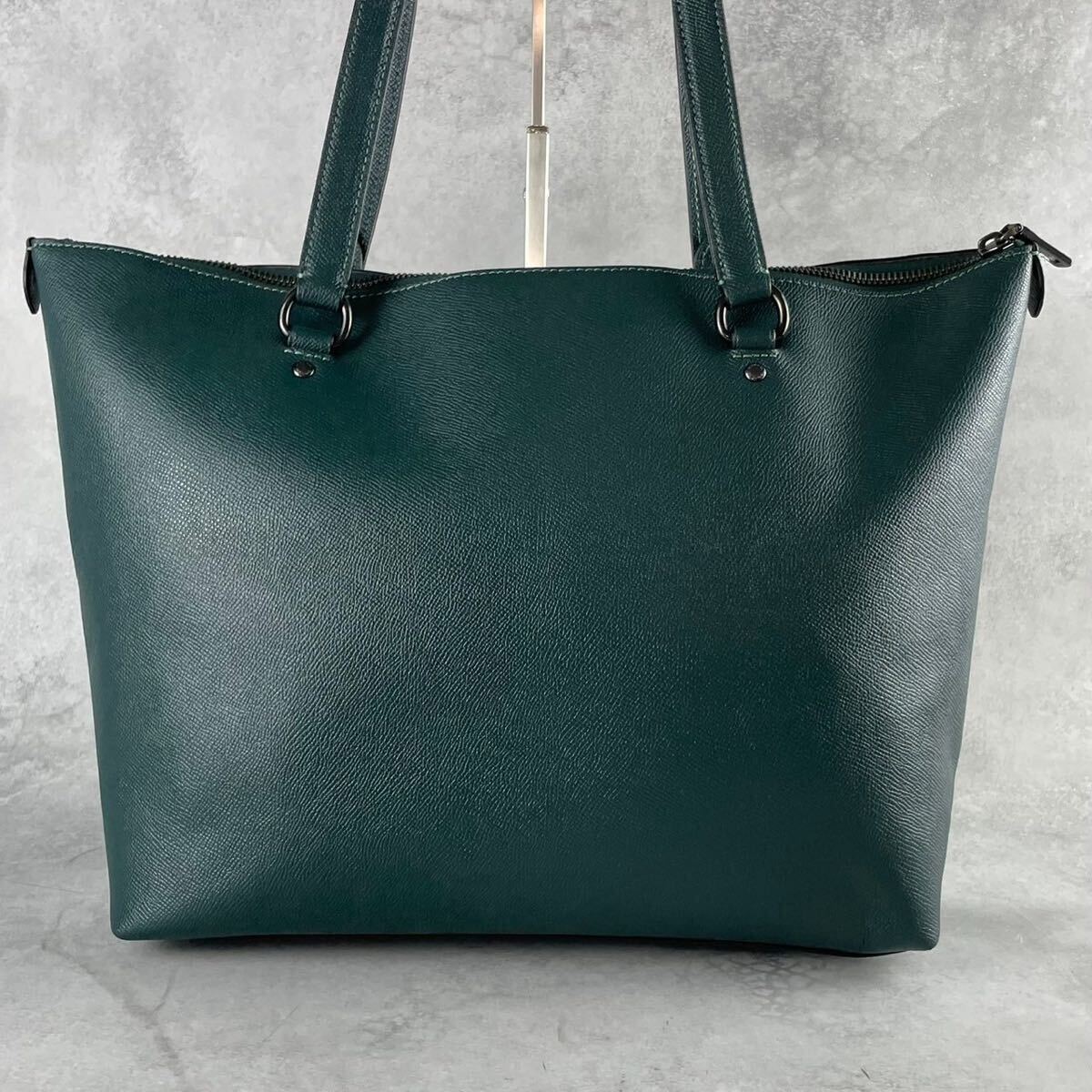 Yahoo!オークション - 極美品 希少色 大容量 COACH コーチ Yahoo!オークション - 極美品 希少色 大容量 COACH コーチ