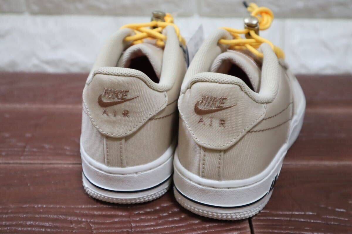 NIKE AIR FORCE 1 LV8 3 GS ナイキ エア フォース WHITE/BLACK