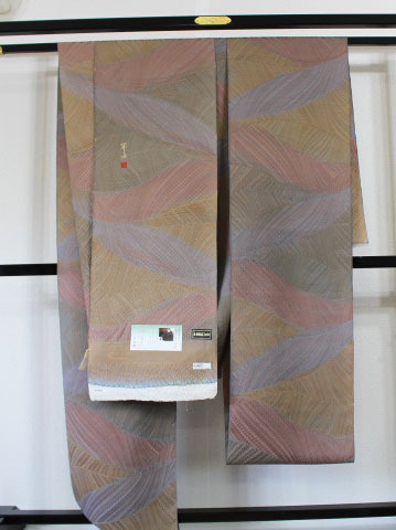 新品　送料込　正絹　峯山謹製　手染め　コート・道中着　落款　反物　裂取り 新品 送料込 正絹 峯山謹製 手染め コート・道中着 落款 反物 裂
