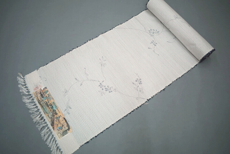 【凛々】25C　新古品 正絹 伊勢崎絣 着尺反物 白 亀甲絣 枝花　未仕立て品