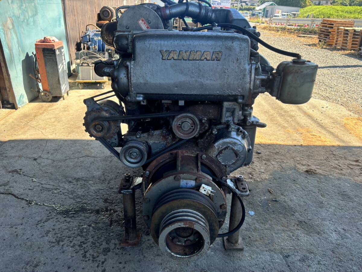 ヤンマー 船内機 6CHK-DT 190馬力 実働エンジン 減速比:2.53 ヤンマー 船内機 6CHK-DT 190馬力 実働エンジン 減速比:2.53