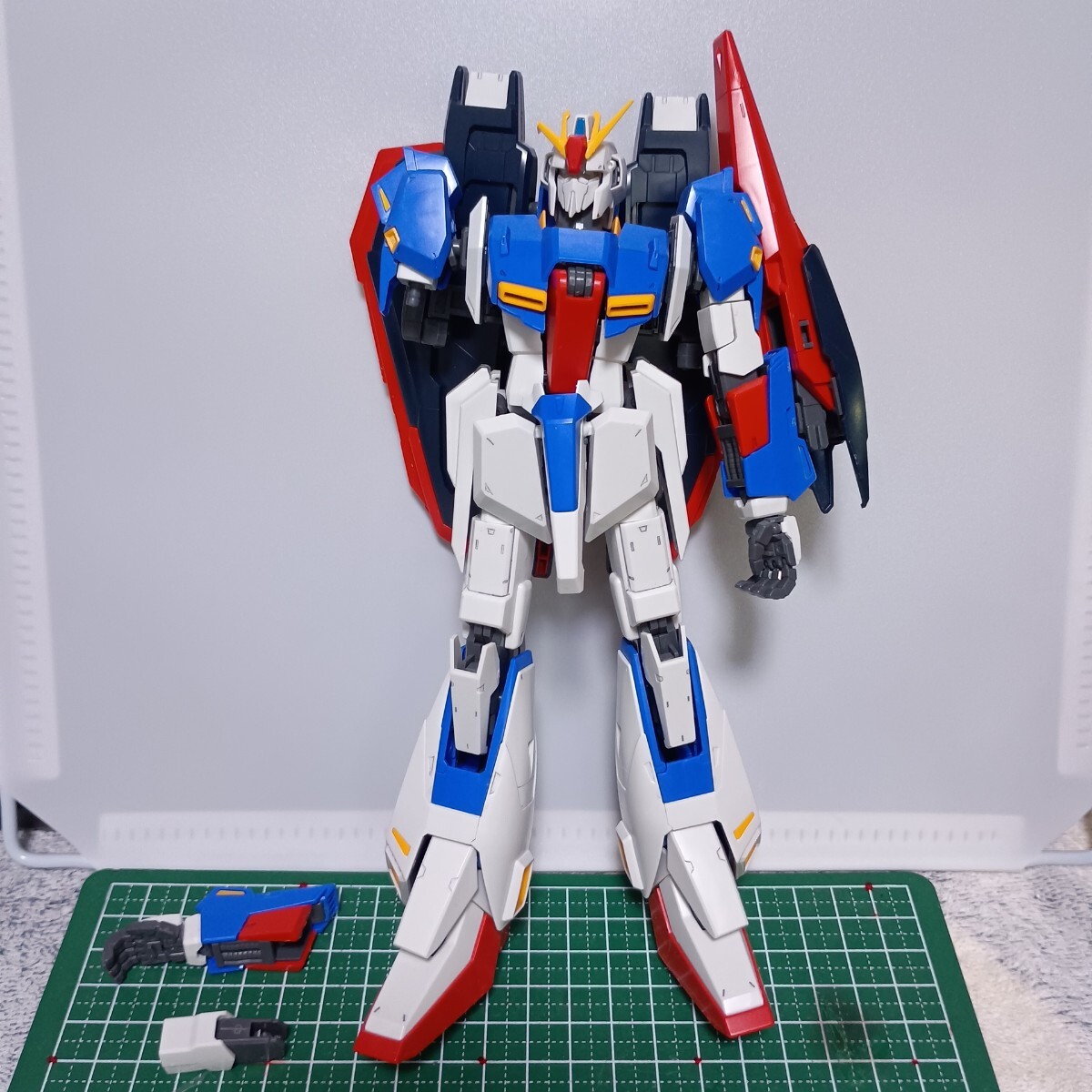 MGガンダムのプラモデル (ジャンク品) Yahoo!オークション - ジャンク MG Zガンダム Ver.1.0 素組 完成