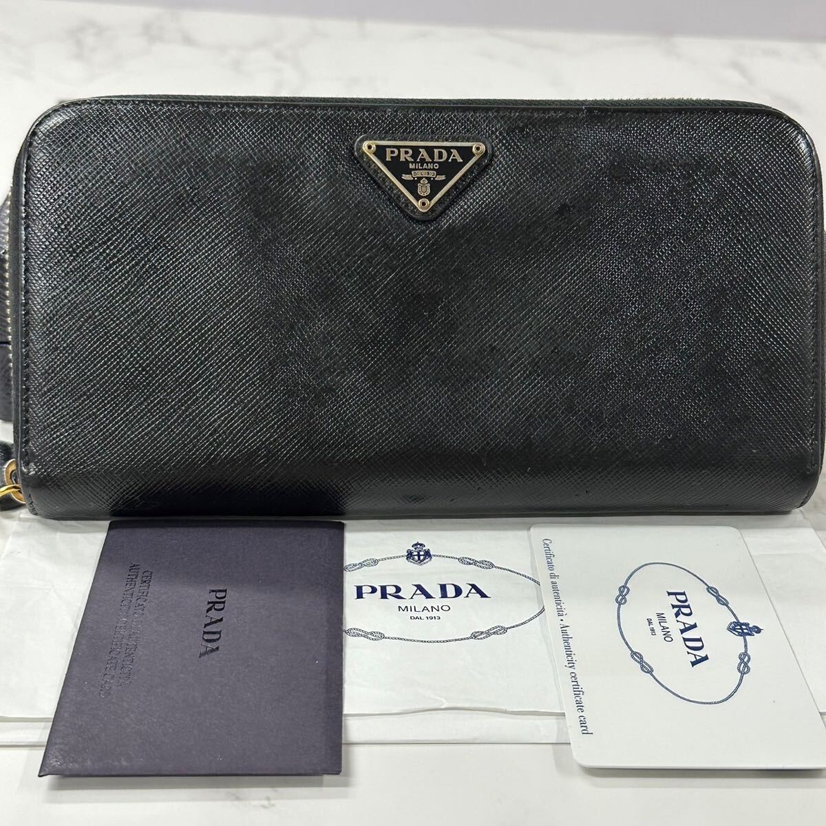 PRADA プラダ 長財布 サフィアーノ ラウンドファスナー - 小物 PRADA プラダ 長財布 サフィアーノ ラウンドファスナー - 小物