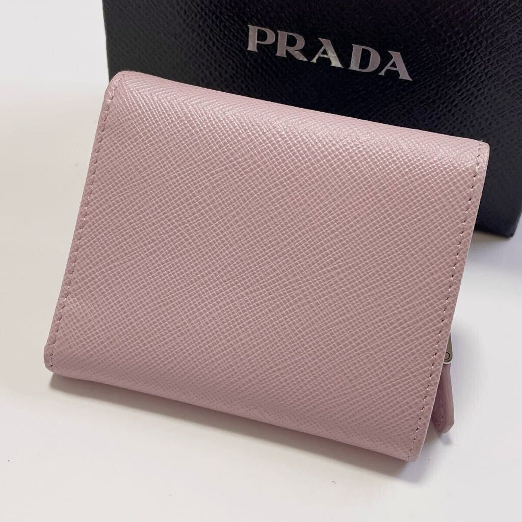 PRADA プラダ 三つ折り 財布 サフィアーノ レザー ピンク 三角 PRADA プラダ 三つ折り 財布 サフィアーノ レザー ピンク 三角