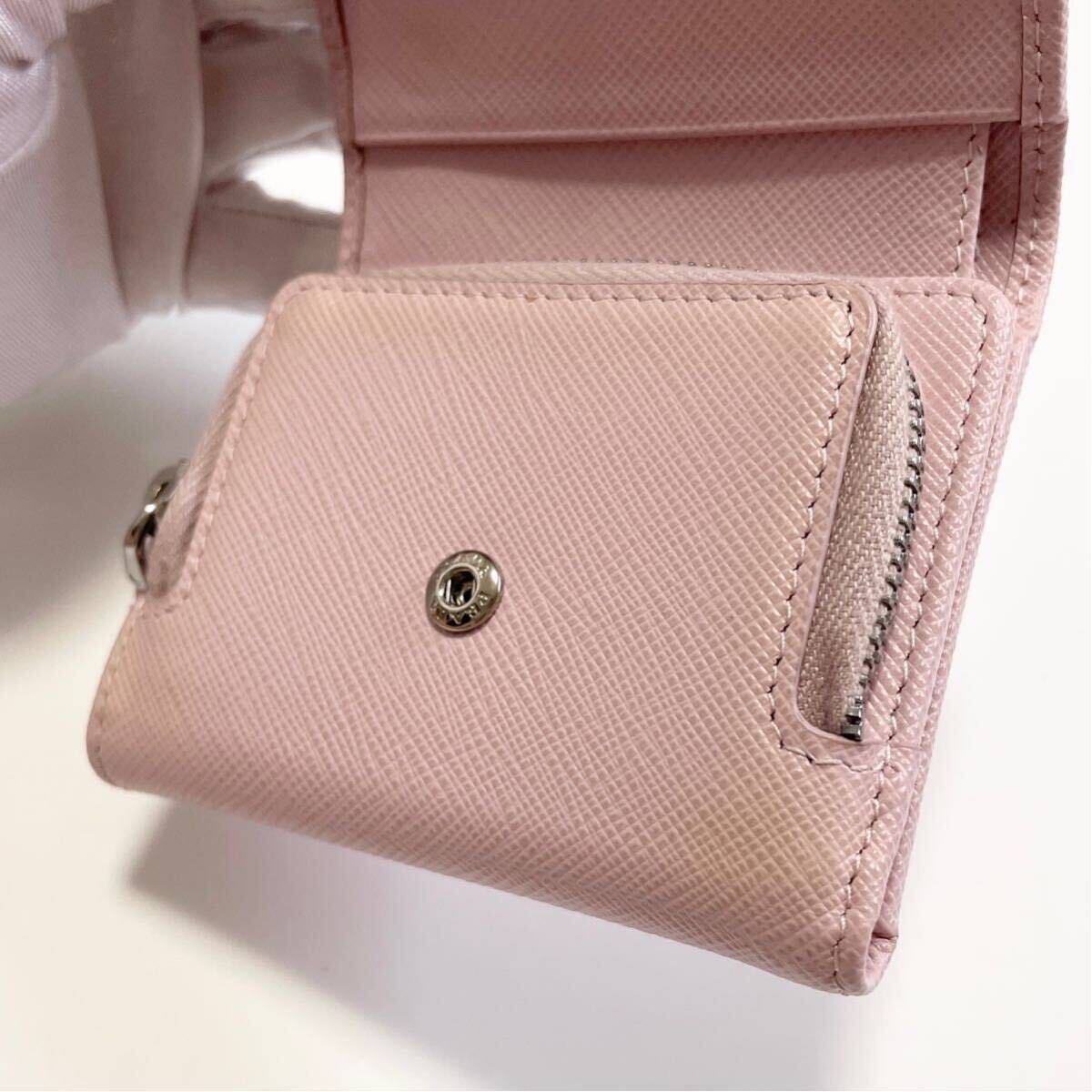 PRADA プラダ 三つ折り 財布 サフィアーノ レザー ピンク 三角 PRADA プラダ 三つ折り 財布 サフィアーノ レザー ピンク 三角