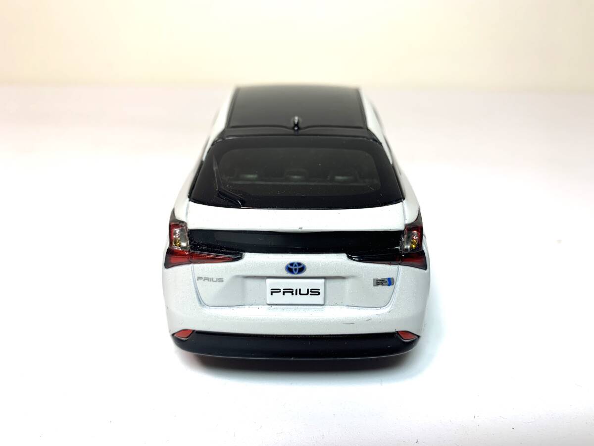 非売品 トヨタ PRIUS プリウス 1/30 ディーラー カラー サンプル 非売品 トヨタ PRIUS プリウス 1/30 ディーラー カラー サンプル