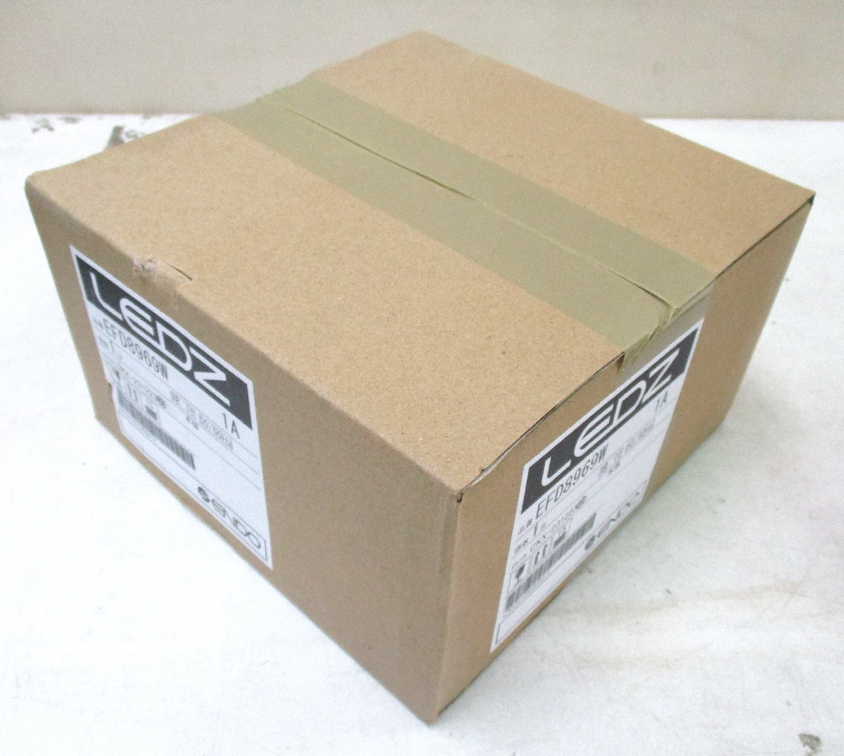 ☆98013 ENDO EFD8969W LED間接照明 4台セット 広角 調光 100V ☆98013 ENDO EFD8969W LED間接照明 4台セット 広角 調光 100V