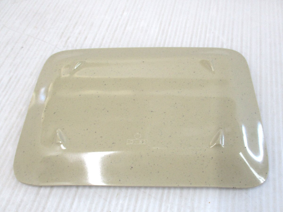 * 89230melamin длина угол тарелка D82 10 листов входит с ящиком ширина 20.7 × глубина 14.5 × высота 1.7. не использовался *