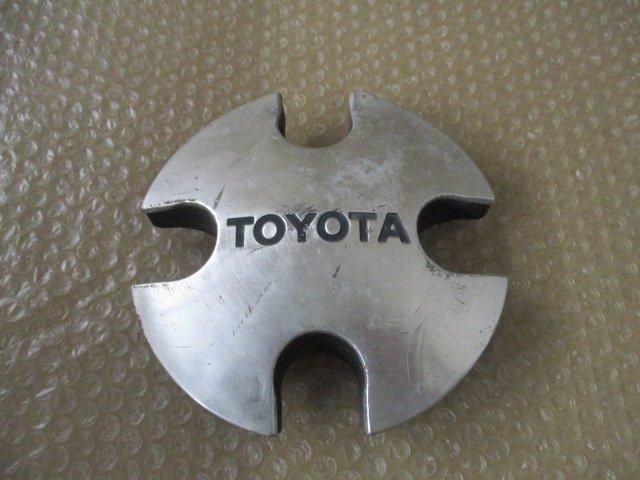トヨタ 純正 アルミホイール用 センターキャップ 1個/1枚 13 トヨタ 純正 アルミホイール用 センターキャップ 1個/1枚 13