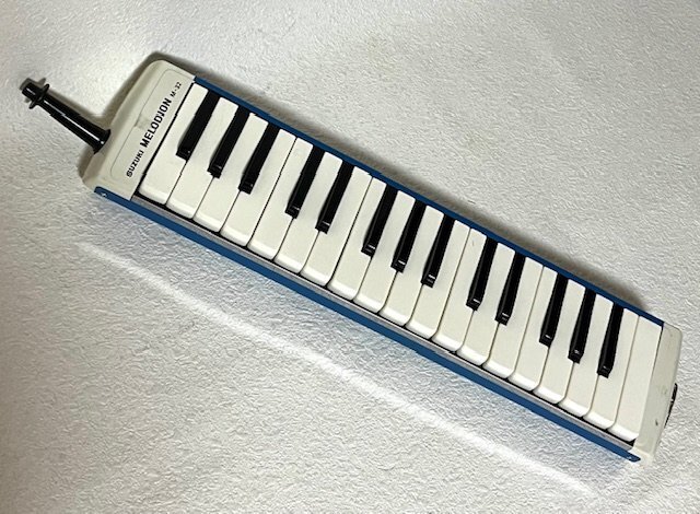 大橋トリオ　Melodion 32鍵 ケース付き 大橋トリオ Melodion 32鍵 ケース付き 楽天市場】メロディオン