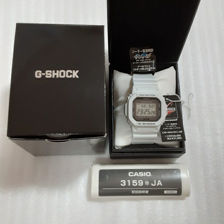 美品 生産終了 CASIO G-SHOCK ジーショック GW-M5610LG-8JF 電波 美品 生産終了 CASIO G-SHOCK ジーショック GW-M5610LG-8JF 電波
