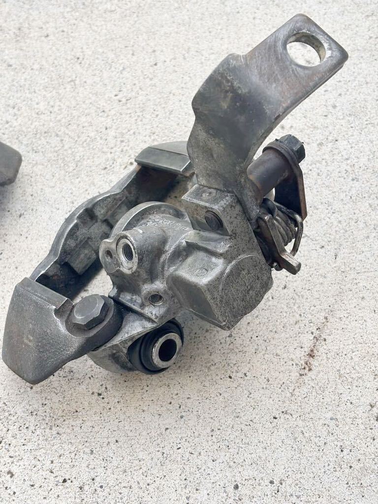 EA11R カプチーノ　　リヤブレーキキャリパー　　EA21R  ブレーキキャリパー カプチーノ EA11R EA21R リア左右 ②