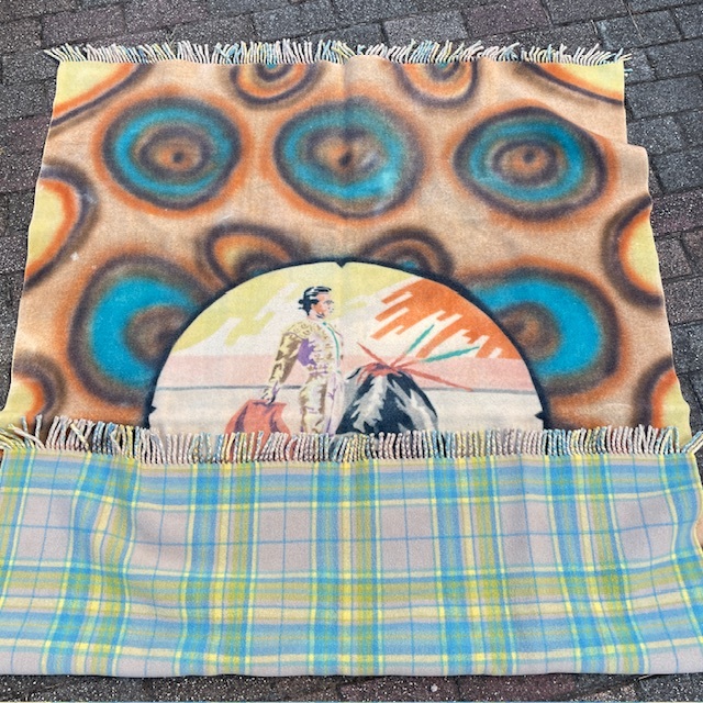 レアBIG!60's〜70'sアメリカヴィンテージ 闘牛士柄woolラグ USA レアBIG!60's〜70'sアメリカヴィンテージ 闘牛士柄woolラグ USA