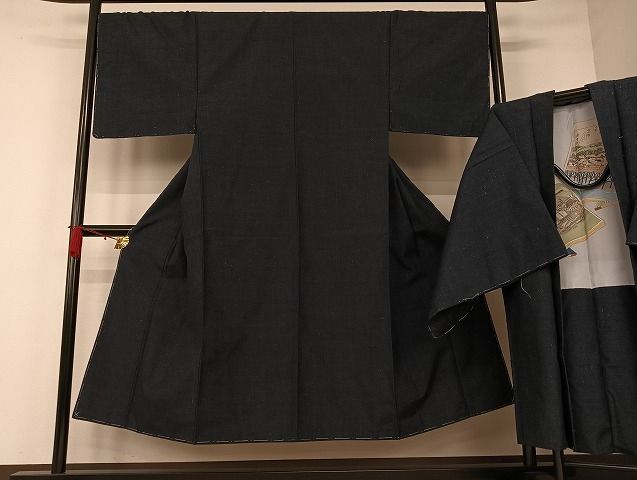 平和屋-こころ店■男性　紬　アンサンブル　藍鉄色　正絹　逸品　未使用　AAAJ0827Bph