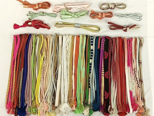 平和屋-こころ店■和装小物　帯締めまとめて50本　奈良組　高麗大和組　笹浪組　ビーズ　綾出し　未使用あり　逸品　AAAI6607Bbo
