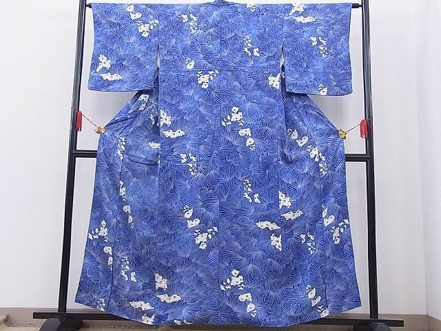 平和屋野田店■上質な小紋　手描き　舞花文　逸品　BAAF4669gh