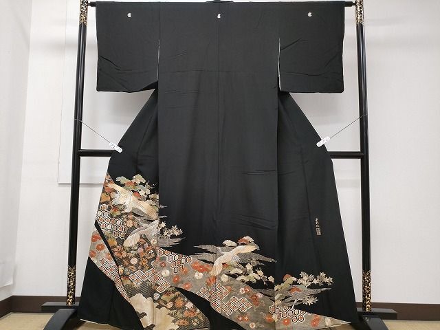 平和屋1■豪華黒留袖　作家物　駒刺繍　飛鶴宝尽くし花文　金彩　逸品　CAAG8226ev