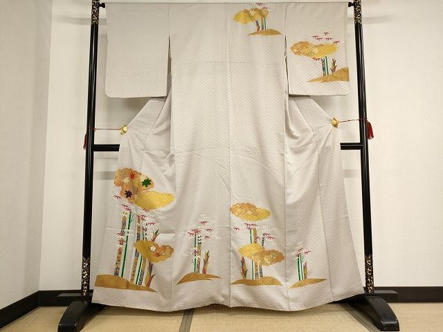 平和屋-こころ店■訪問着　駒刺繍　雲取り竹文　金彩　正絹　逸品　AAAJ6603Aex