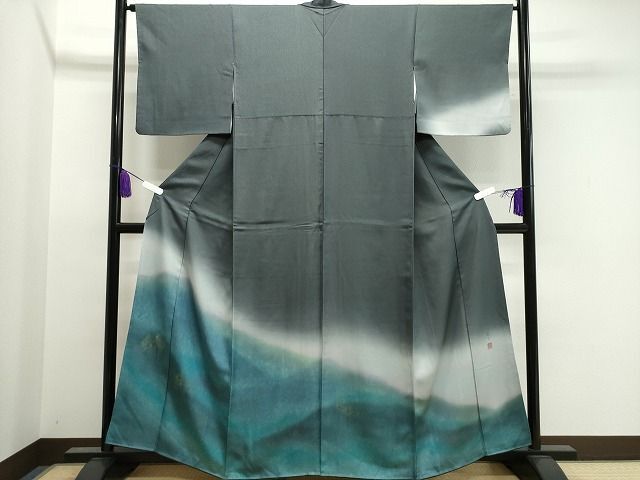平和屋1■着物作家　岡本龍三　訪問着　霞草木文　暈し染め　金通し地　逸品　CAAH2206vf