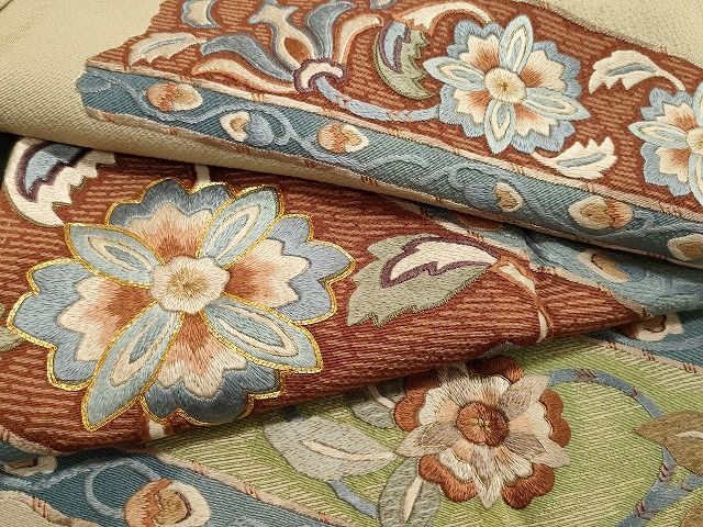 平和屋1■ファッションデザイナー 花井幸子　訪問着　総刺繍　駒刺繍　花唐草文　金糸　逸品　CAAH2277vf